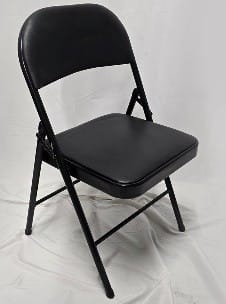 Schwarzer Klappstuhl