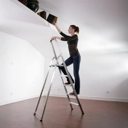 5-step aluminum stepladder – Lightweight, sturdy and foldable – Image 2