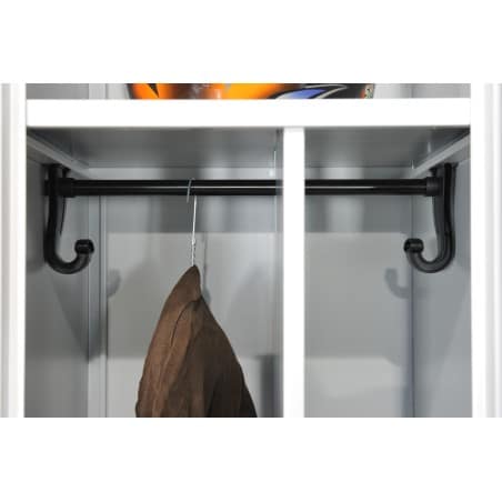 One-piece welded industrial locker with single column – Image 4