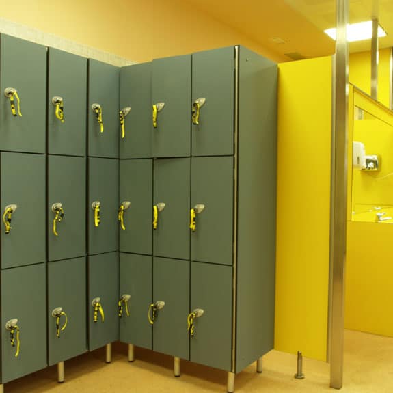 Vestiaire phénolique – Casier vestiaire piscine et milieux humides – Image 2