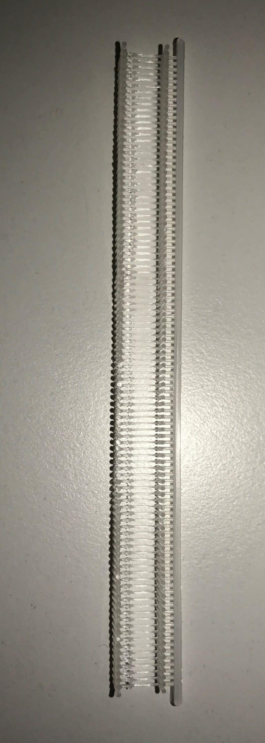 Attaches fines L.7 mm x 10 000